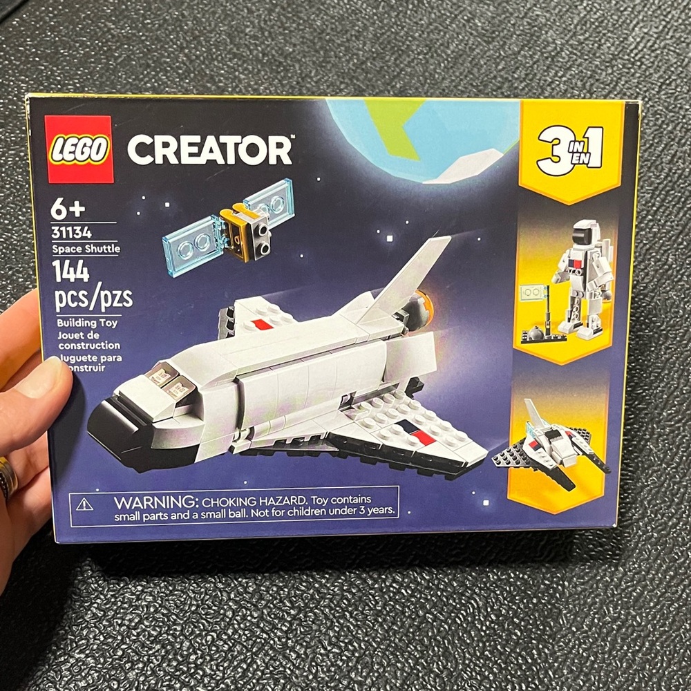 Brand New Lego Space Shuttle 3 in 1 set
